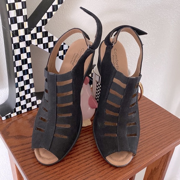 Comfortiva Shoes Comfortiva Faye Size 9 Black Suede Leather Sandal